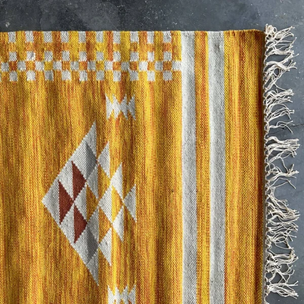 Handcrafted Rug JH